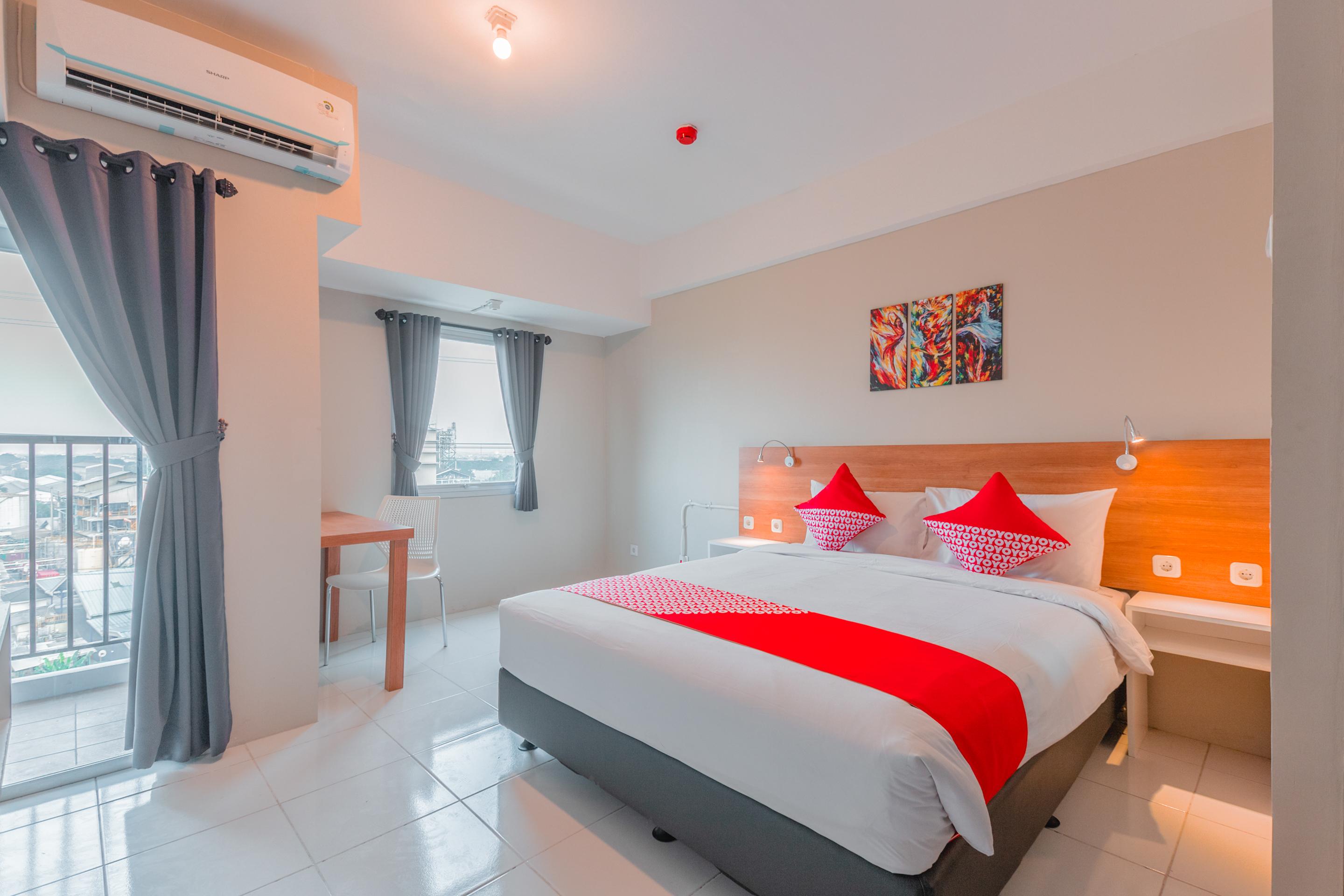 Hotel Flagship 750 Mont Blanc Bekasi Esterno foto