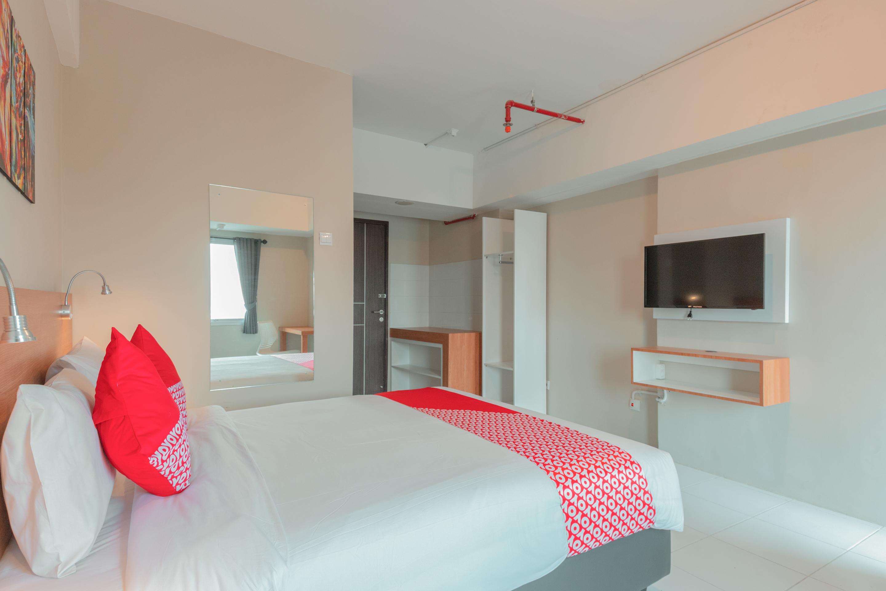 Hotel Flagship 750 Mont Blanc Bekasi Esterno foto