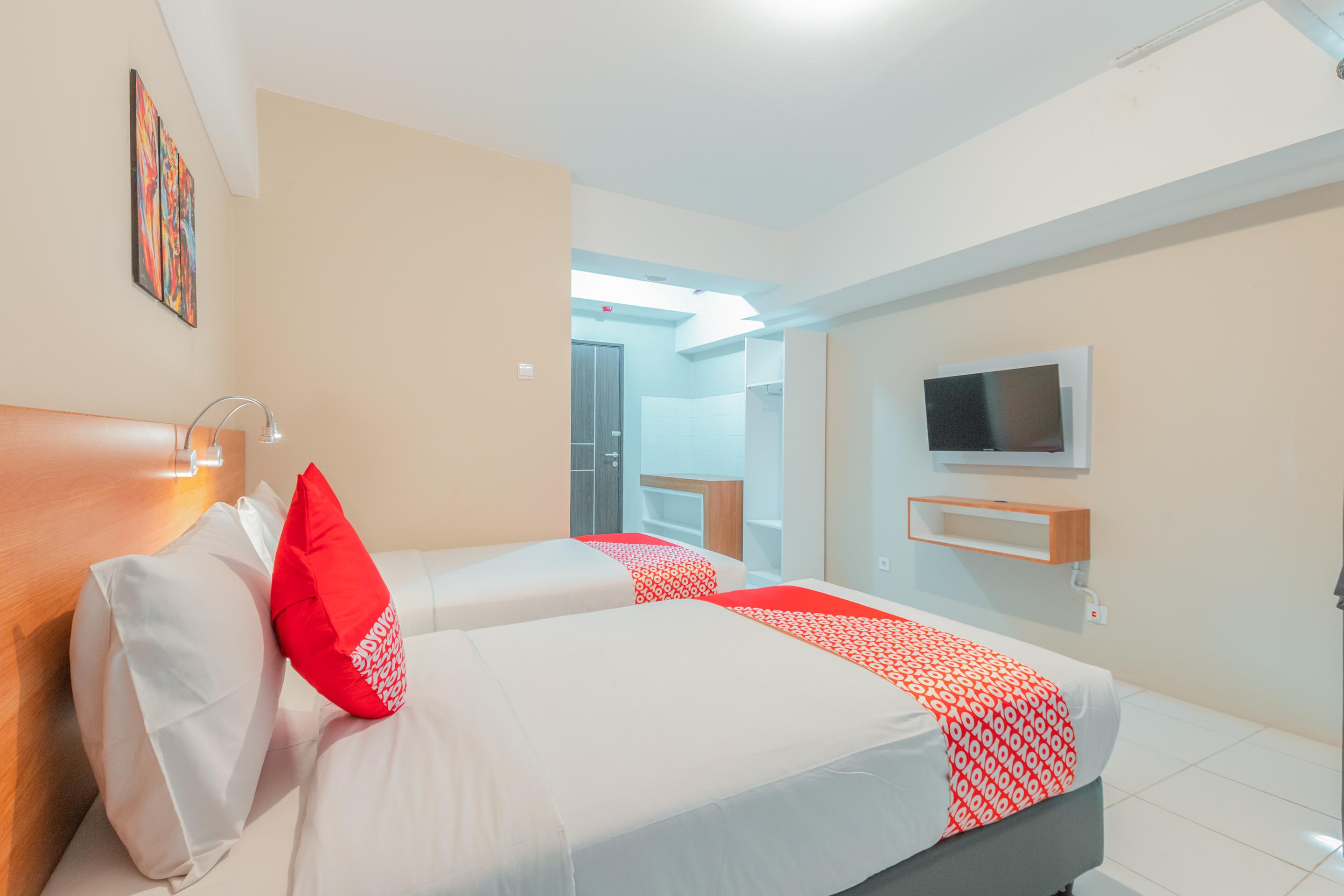 Hotel Flagship 750 Mont Blanc Bekasi Esterno foto