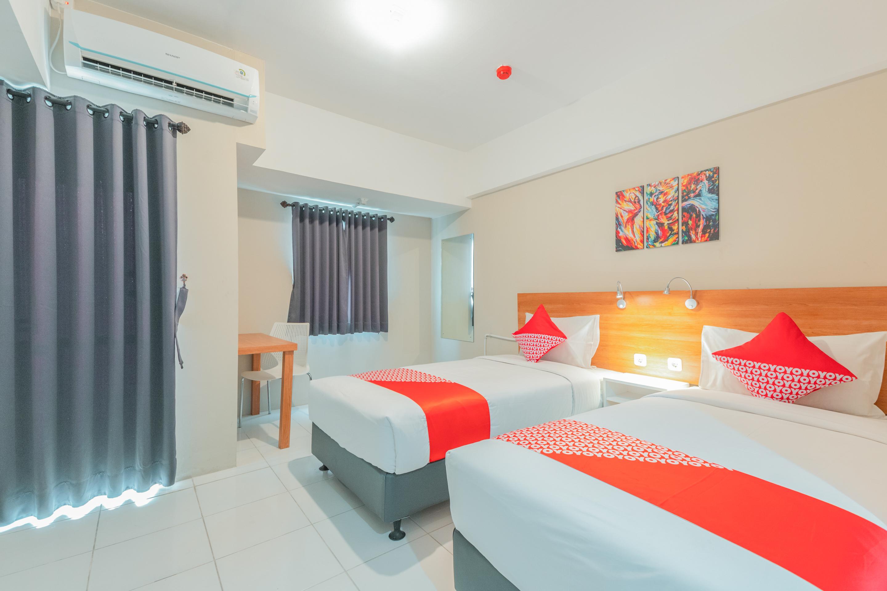 Hotel Flagship 750 Mont Blanc Bekasi Esterno foto