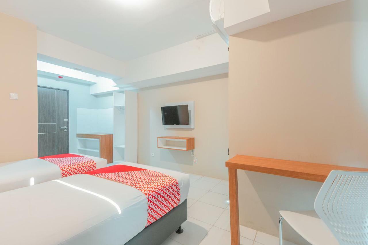 Hotel Flagship 750 Mont Blanc Bekasi Esterno foto